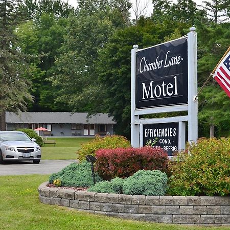 Chamber Lane Motel Round Lake Esterno foto
