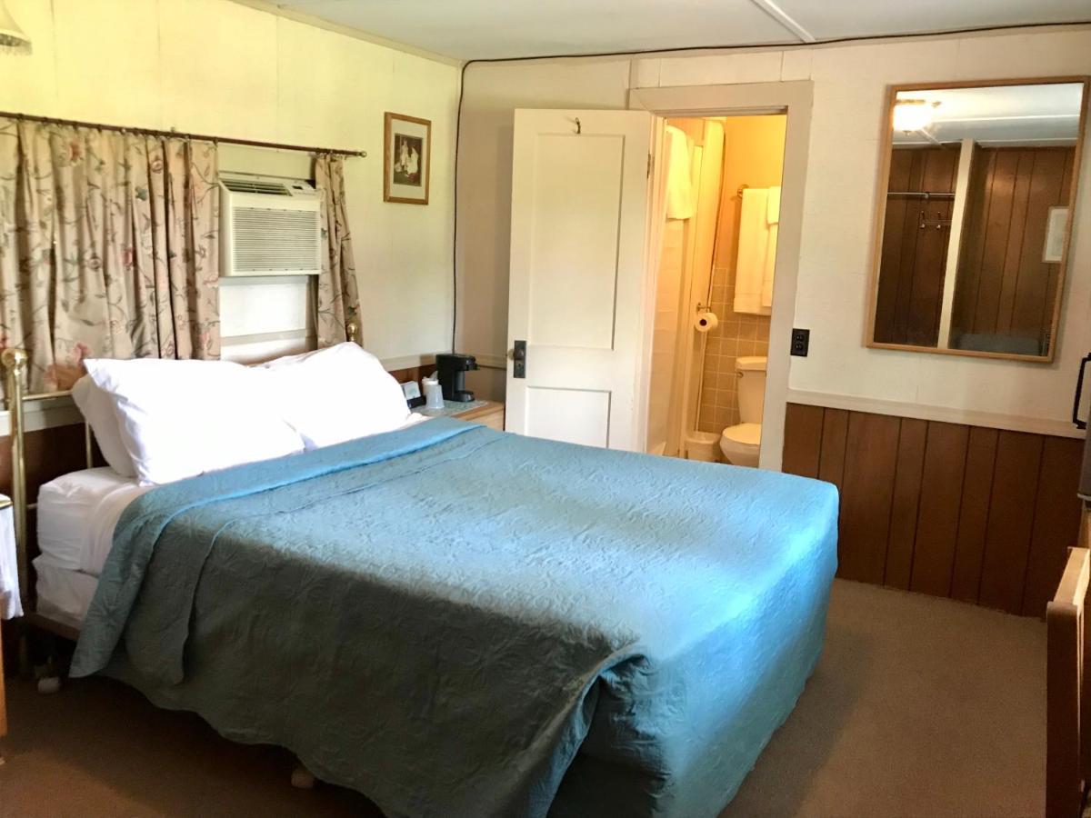 Chamber Lane Motel Round Lake Esterno foto
