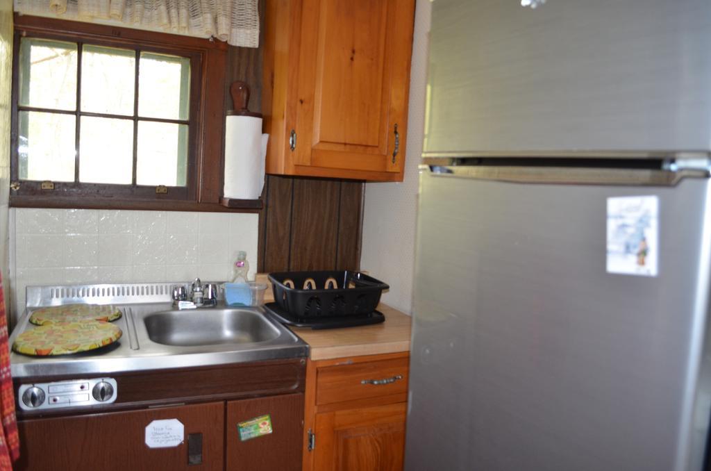 Chamber Lane Motel Round Lake Esterno foto