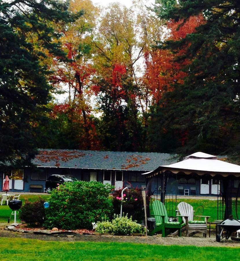 Chamber Lane Motel Round Lake Esterno foto